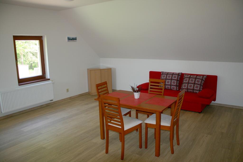 Penzion U Blatce Hotell Nové Hrady Rom bilde